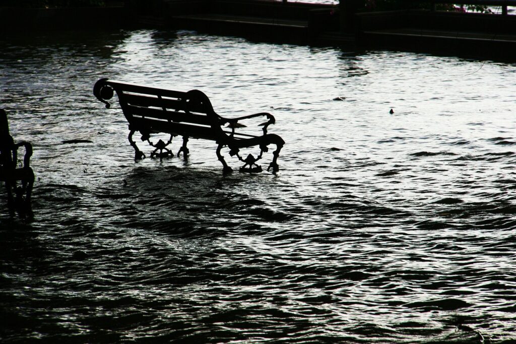 flood, seat, chair-989081.jpg