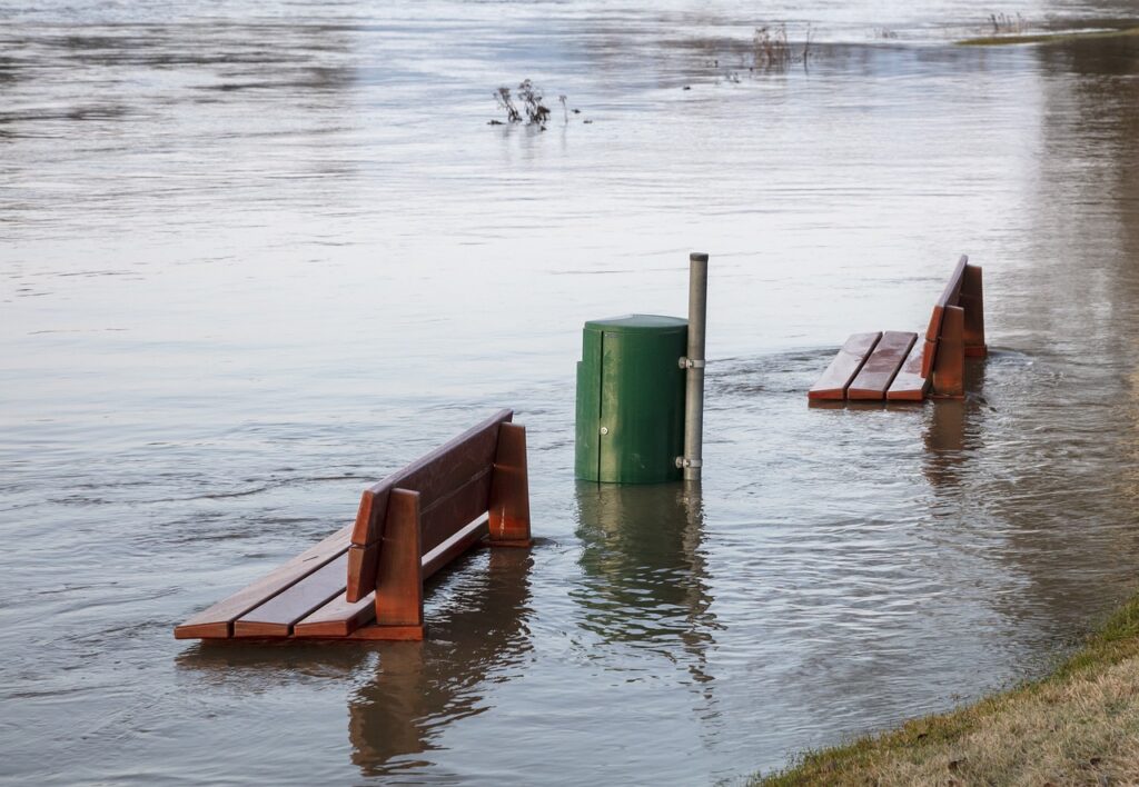bench, flood, calamity-6758067.jpg